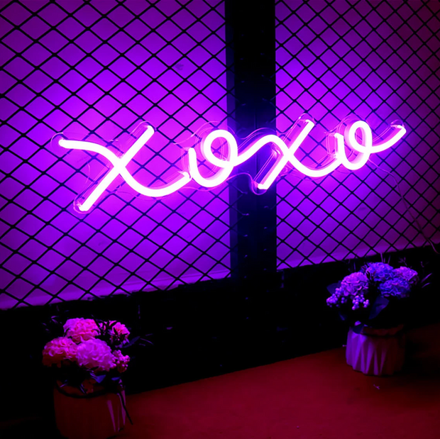 Neon Sign Lights XOXO Modern Décor Signs Personalized Light Neon Custom Flex Led Acrylic Wall Hanging Bar Pub Party Home Bedroom