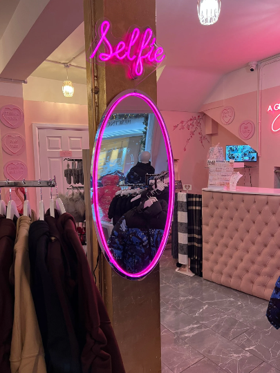 Selfie mirror - Oval led mirror, selfie mirror -LED MIRROR